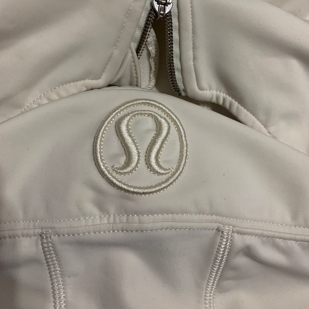 Lululemon jacket - Picture 3 of 3